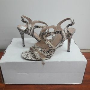 Via Spiga leather heels